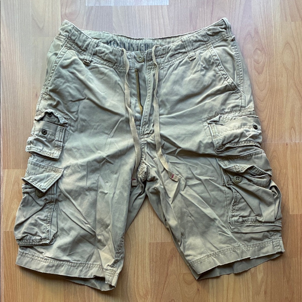 Hollister Men's Beige Cargo Shorts